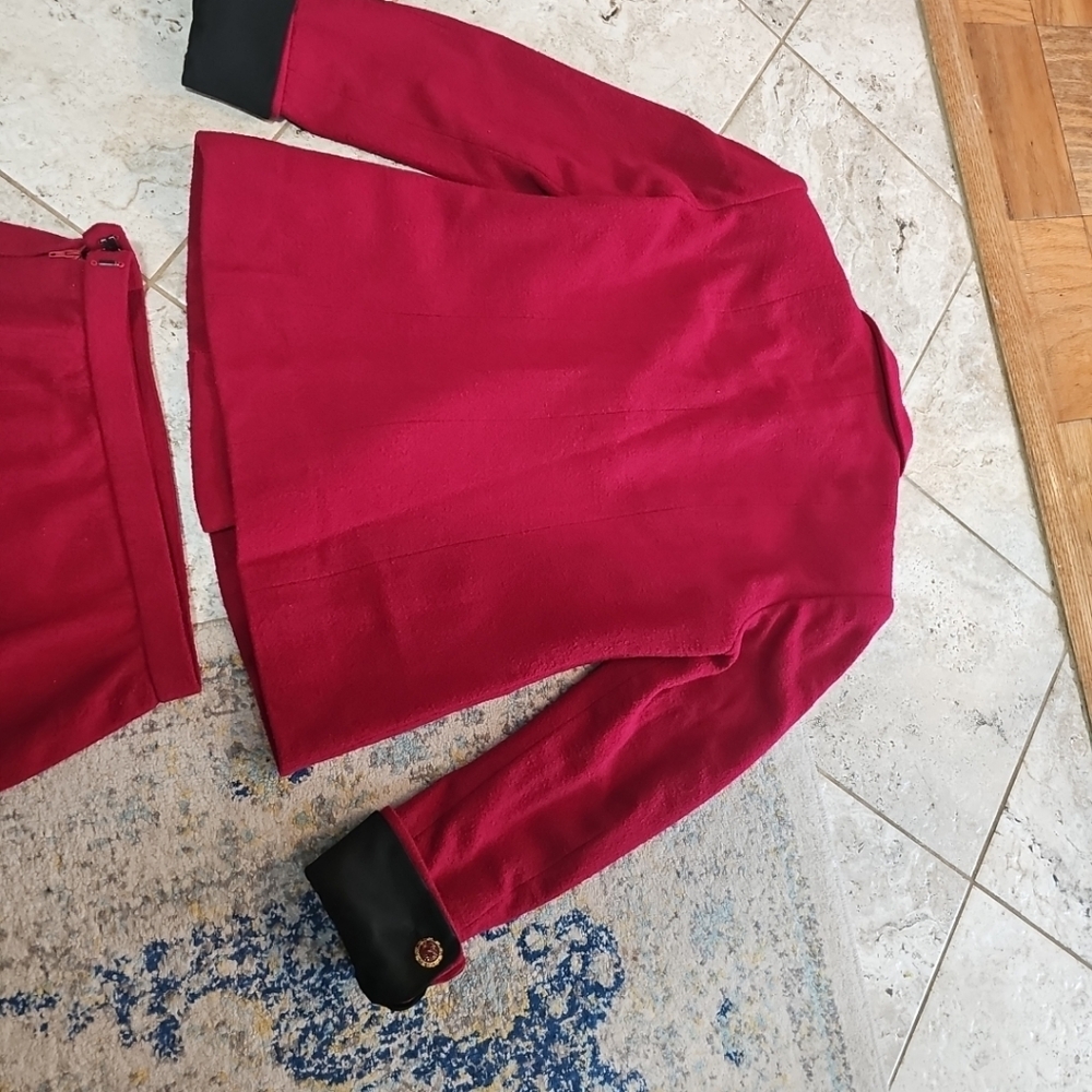 Givenchy Skirtsuit Set Size XS - Picture 9 of 11